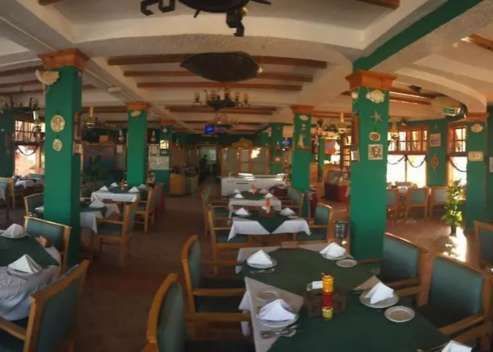 Dome Marina & Ain Sokhna Managed By Al Rahala 4* Ajn-Szuhna